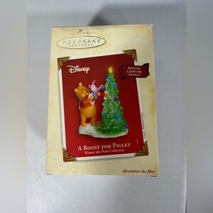 Hallmark Keepsake Ornament Disney 2003 Winnie the Pooh A Boost for Piglet